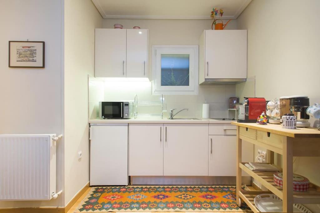 Top-Rated 1-Bedroom Apartment In The Heart Of Athen Eksteriør billede