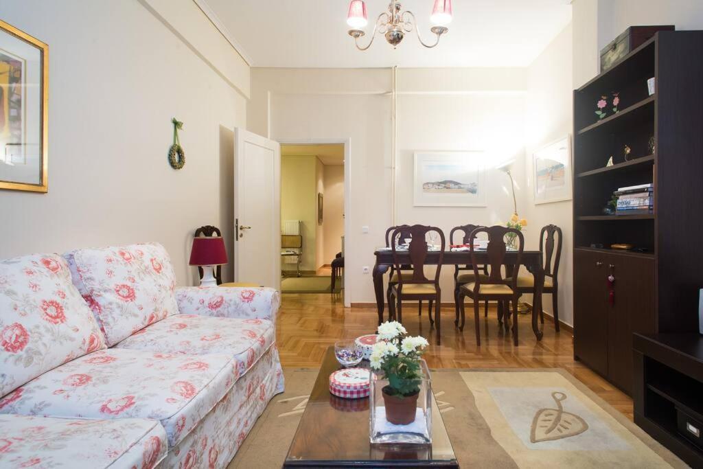 Top-Rated 1-Bedroom Apartment In The Heart Of Athen Eksteriør billede