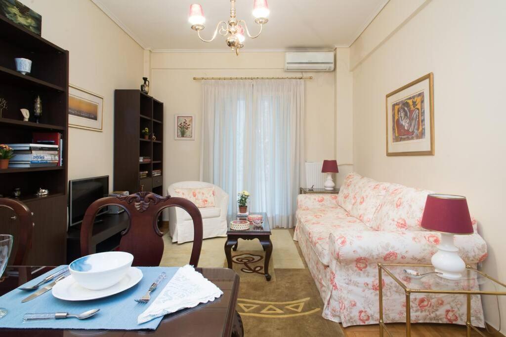 Top-Rated 1-Bedroom Apartment In The Heart Of Athen Eksteriør billede