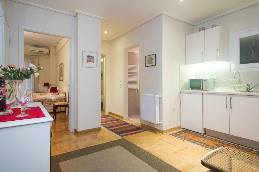 Top-Rated 1-Bedroom Apartment In The Heart Of Athen Eksteriør billede